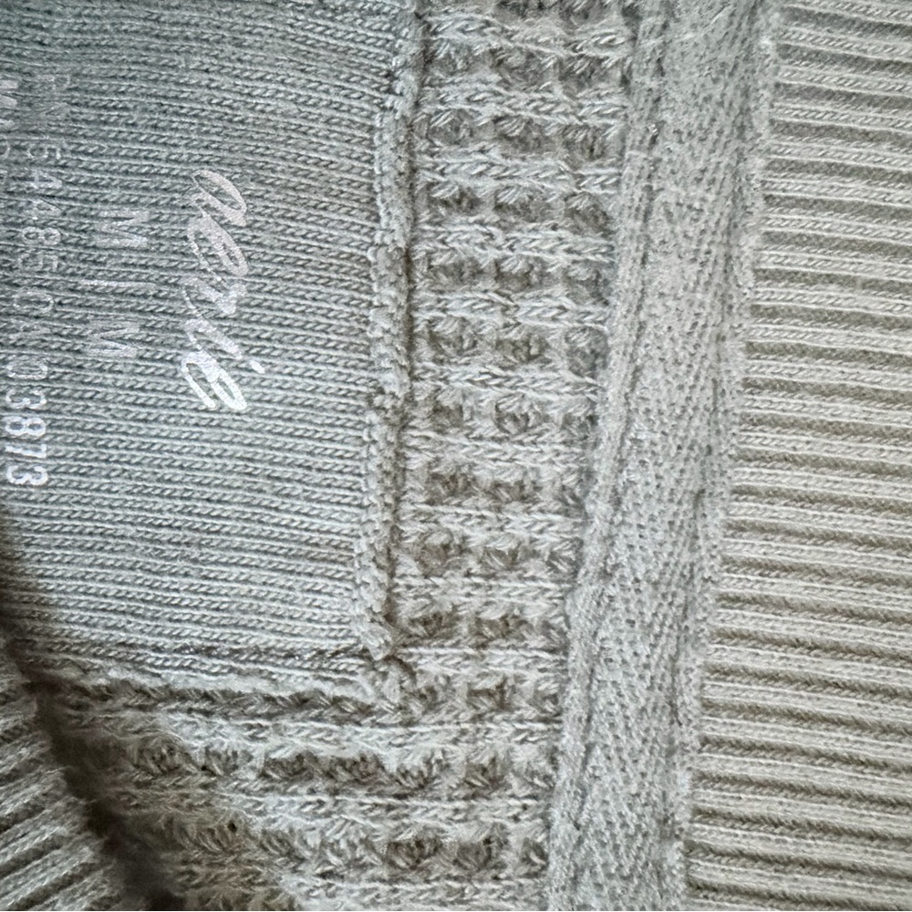 Aerie Light GreenTextured waffle slightly oversized  pullover women’s Medium - Picture 4 of 4